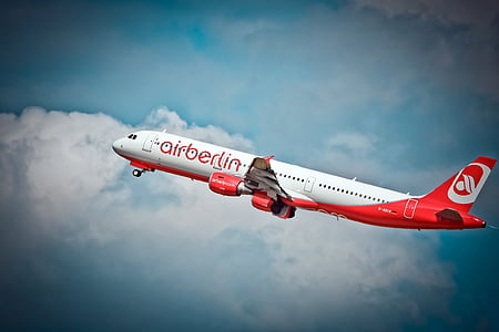 white and red Airberlin on mid air thumbnail