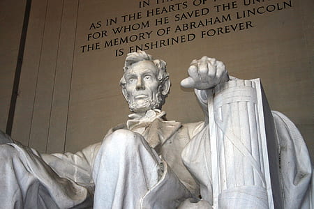 Abraham Lincoln statue thumbnail