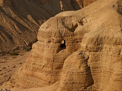 brown rock formations thumbnail