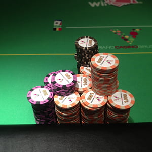 poker chips thumbnail