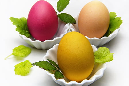 three pink, beige, and gold eggs thumbnail