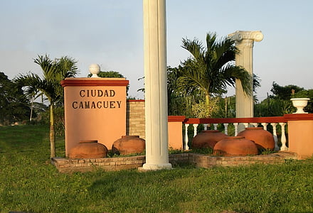 Ciudad Camaguey signage thumbnail