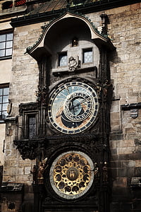 selective focus photography of tower clock thumbnail
