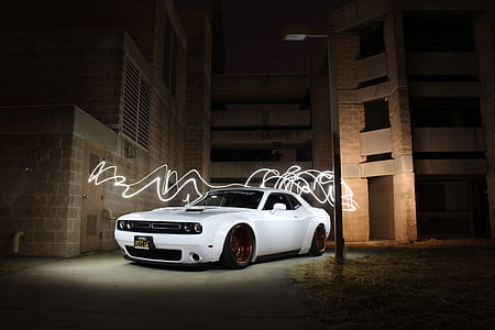 White Sports Coupe thumbnail