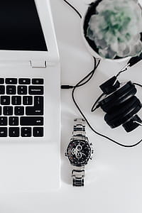 Men's Minimalist Workspace thumbnail