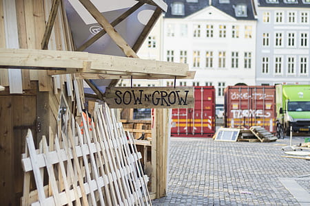 Sow N' Grow signage thumbnail
