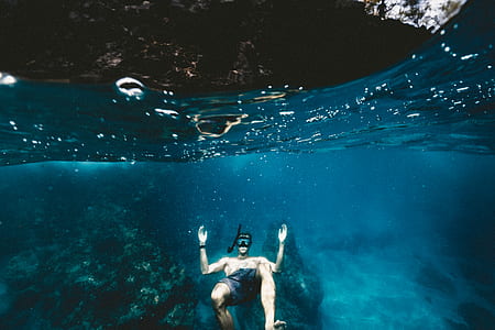 man under the sea thumbnail