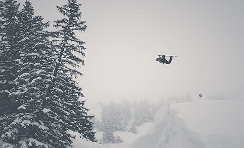 black helicopter under the sky thumbnail