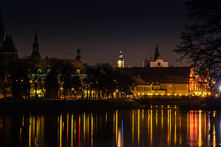 body of water and cityscape thumbnail