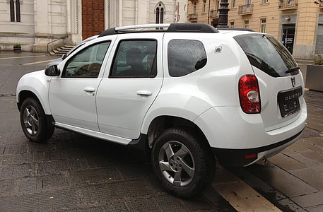 white SUV thumbnail