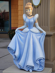 Disney Cinderella statue thumbnail