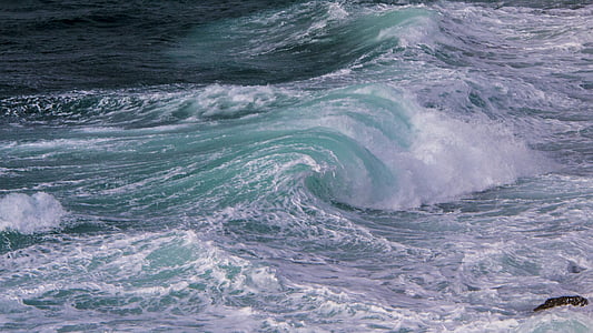 sea wave photography during daytime thumbnail