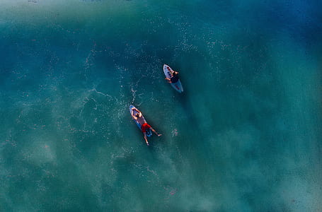 men using surfboard thumbnail