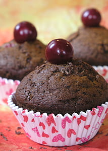 three cupcakes thumbnail