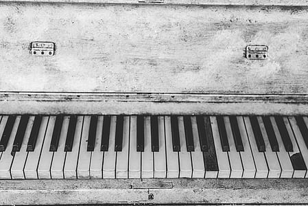 piano keys thumbnail