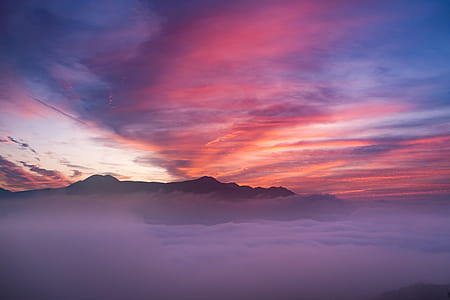 mountain with sea of clouds thumbnail