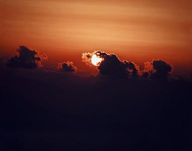 golden hour photo thumbnail
