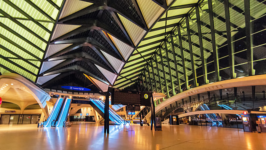 photo of airport thumbnail