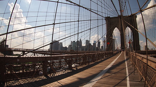 Brooklyn Bridge thumbnail