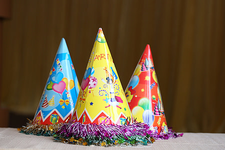 Happy Birthday Hats thumbnail