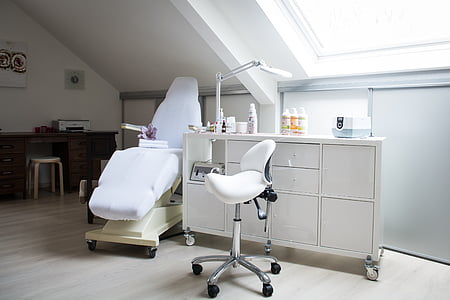 empty white dentist chair thumbnail
