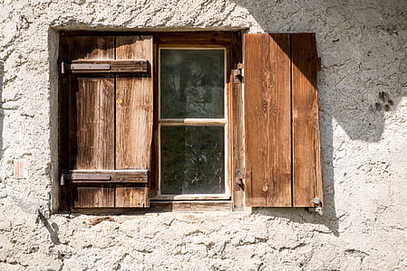 brown wooden window thumbnail