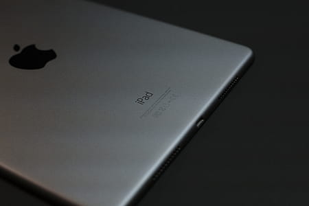 Silver Apple Ipad thumbnail