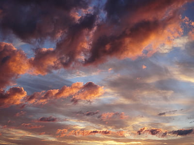 scarlet skies with clouds thumbnail