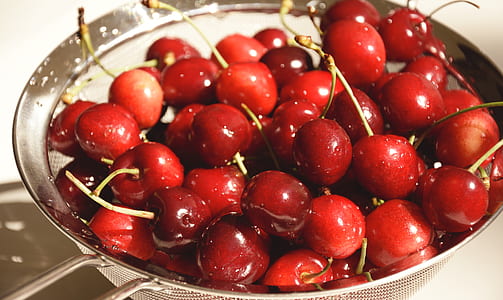 red cherries thumbnail