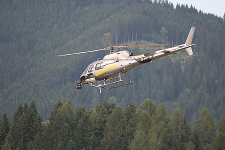 Helicopter, Car Racing thumbnail