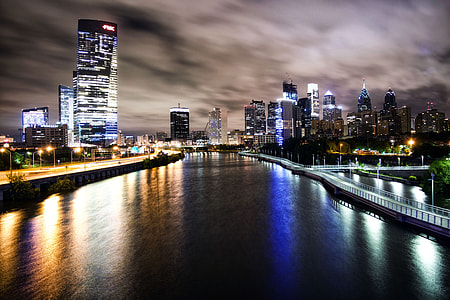 river and city skylines thumbnail