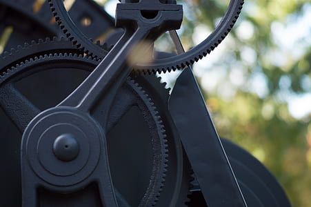 close-up photo of pinion gear thumbnail