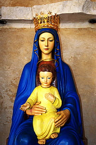 Mother Mary statue thumbnail