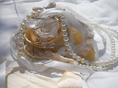 beaded white accessory and ribbon thumbnail