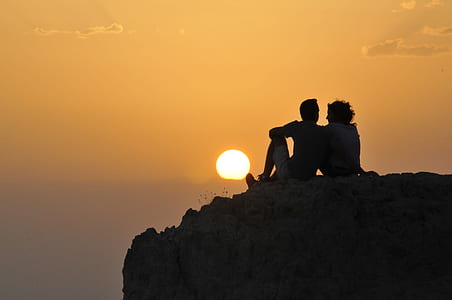 two person on cliff thumbnail