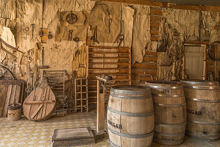 brown wooden barrels thumbnail
