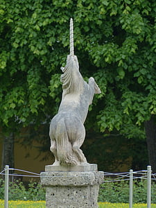 statue of unicorn thumbnail
