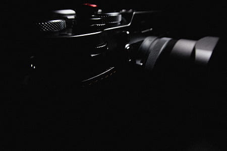 close up photo of DSLR camera thumbnail