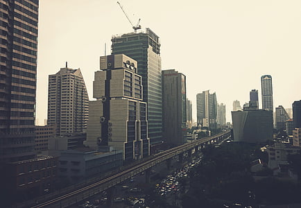 birds eye photography of high-rise building thumbnail