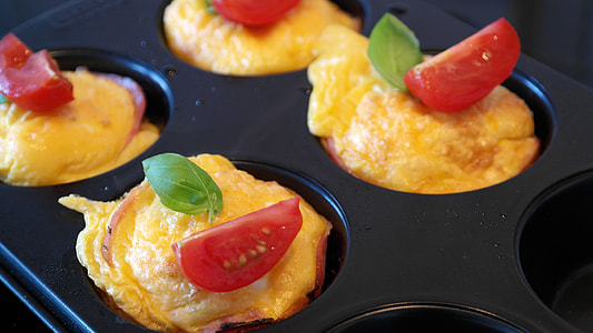 Omelette with Tomatoes  thumbnail