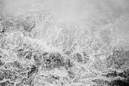 aerial photography of body of water thumbnail