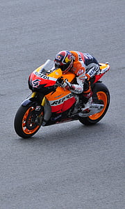 man riding on sports bike thumbnail