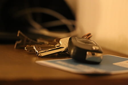 black and gray keys thumbnail