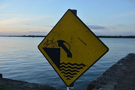 black and yellow road signage thumbnail