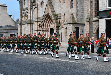 royal guards parade thumbnail