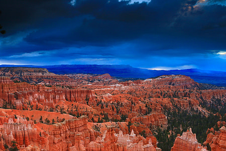 Grand landscape under the sky in Bryce Canyon National Park, Utah thumbnail