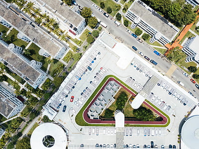 aerial view photography of highrise building thumbnail