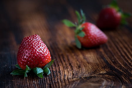 depth of field photograph of strawberry thumbnail
