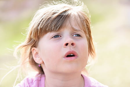 girl wearing pink shirt thumbnail