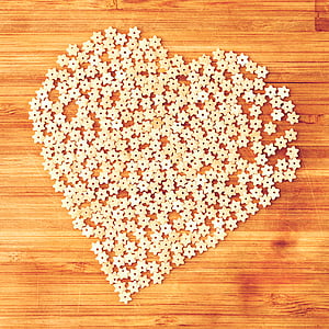 heart-shaped flower wall art thumbnail
